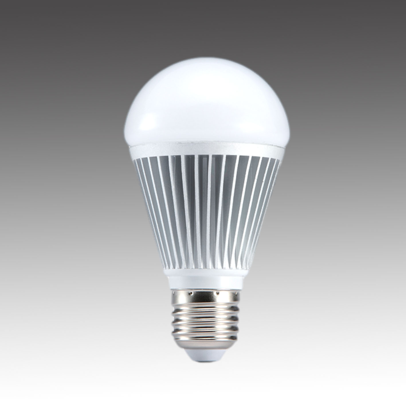 画像1: LED電球9W 口金E26 昼光色（白色） 60W相当