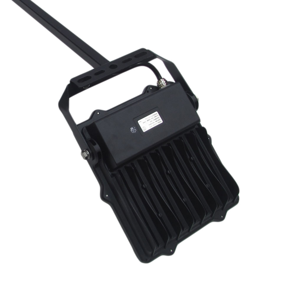 画像4: LED投光器30W 昼光色 300W相当形 +アーム(長さ554mm)セット 屋内外兼用 